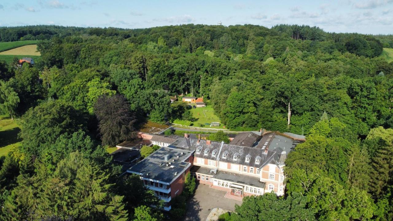 Parkhotel Keck - Castillo Del Bosque Wingst Exterior foto